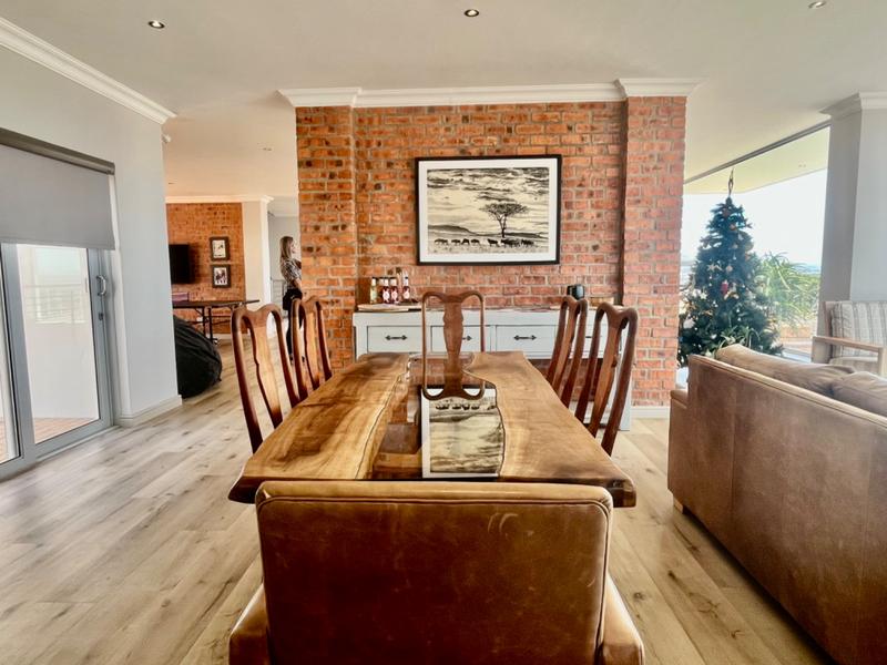 4 Bedroom Property for Sale in Hartenbos Heuwels Western Cape